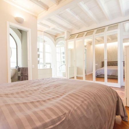 Elegante E Completamente Arredato Apt In Duomo ミラノ エクステリア 写真