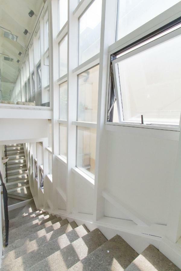 Elegante E Completamente Arredato Apt In Duomo ミラノ エクステリア 写真