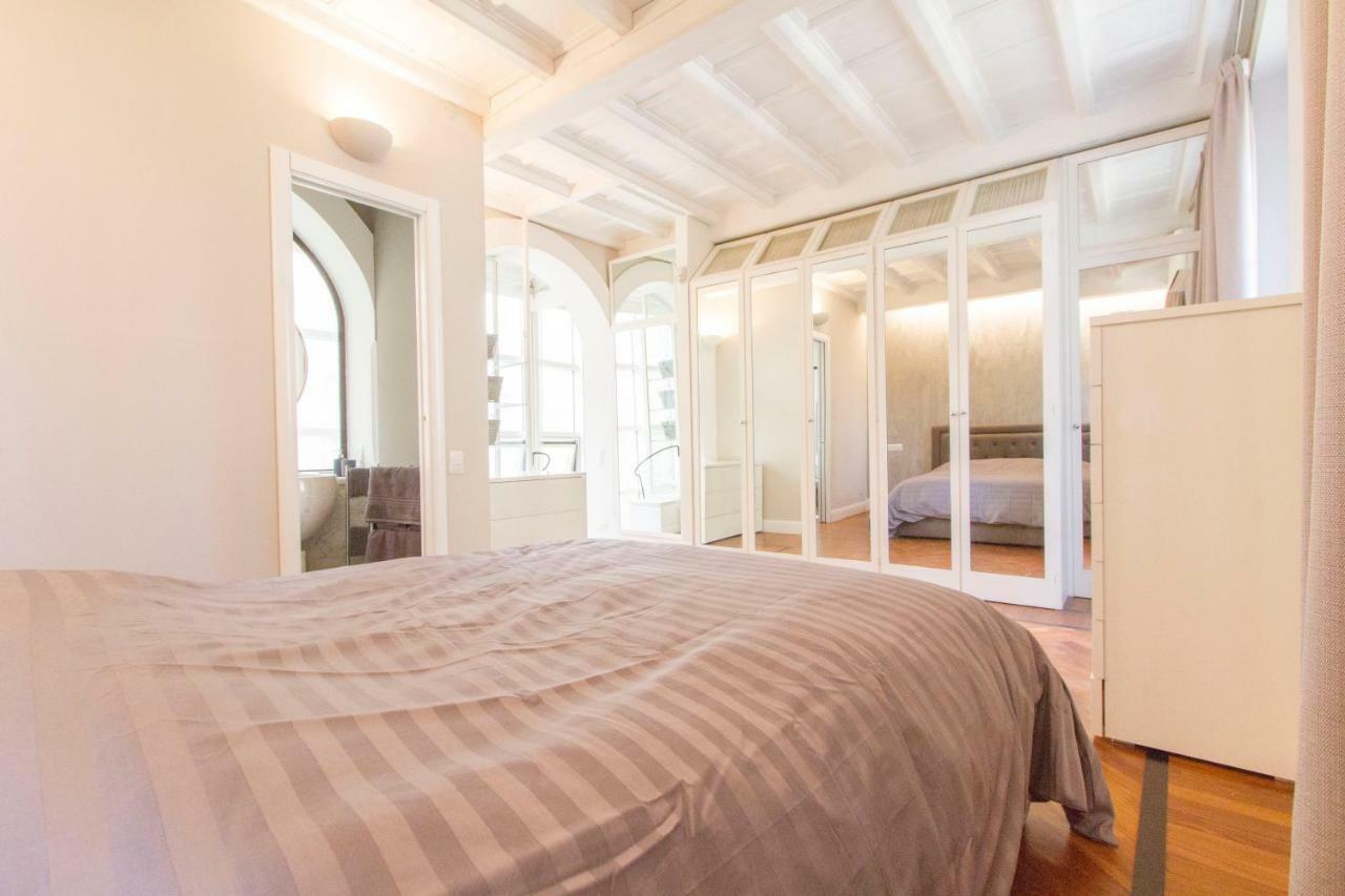 Elegante E Completamente Arredato Apt In Duomo ミラノ エクステリア 写真